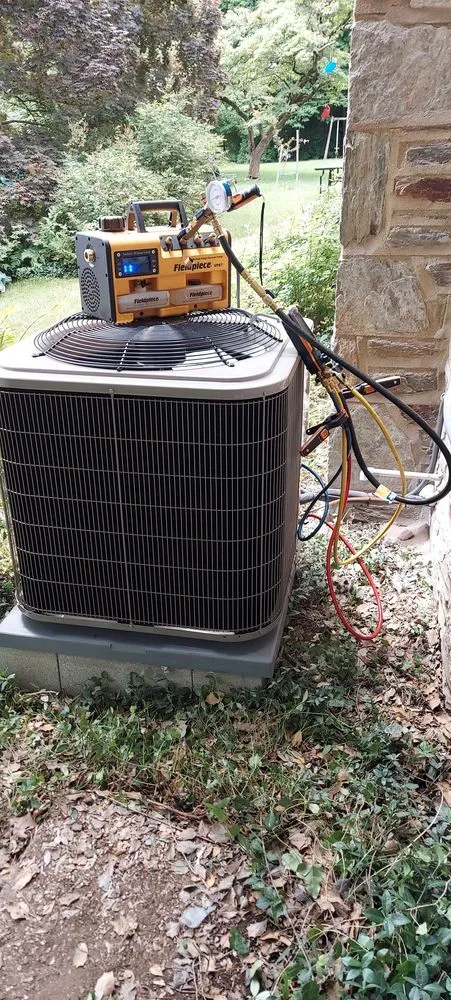 Slide of Diversified Mechanical & Electrical Systems