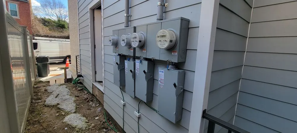 Slide of Diversified Mechanical & Electrical Systems