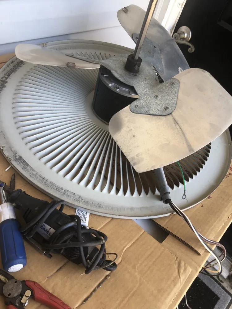 Slide of Dixon Deeds