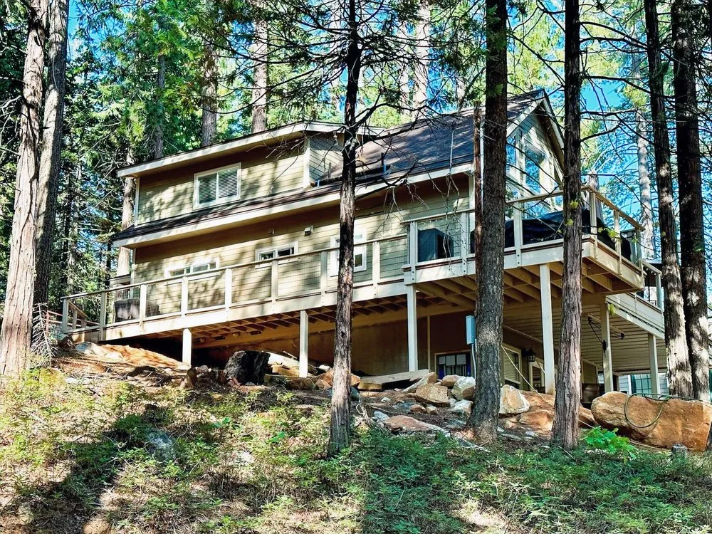 Slide of DJB Custom Remodeling