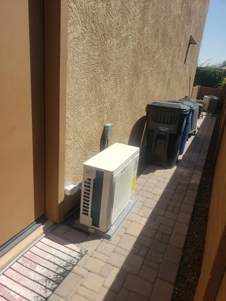 Slide of D&L Premier Mini Splits