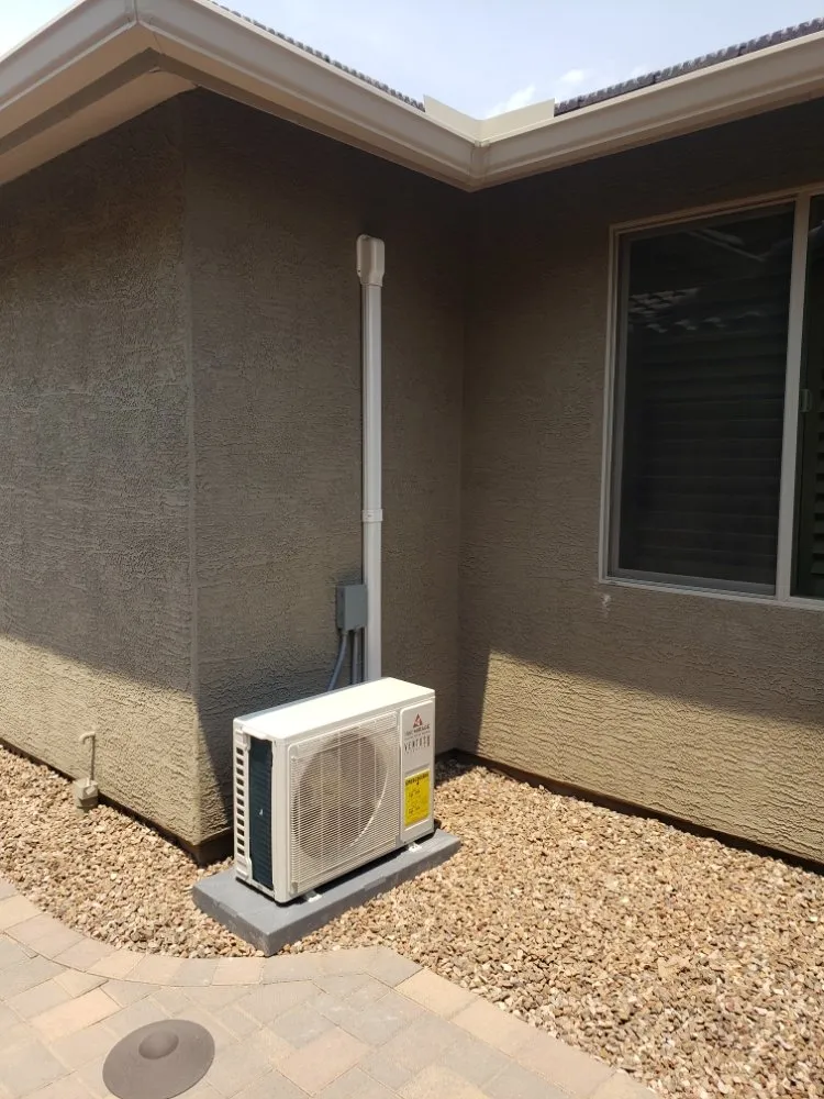 Slide of D&L Premier Mini Splits