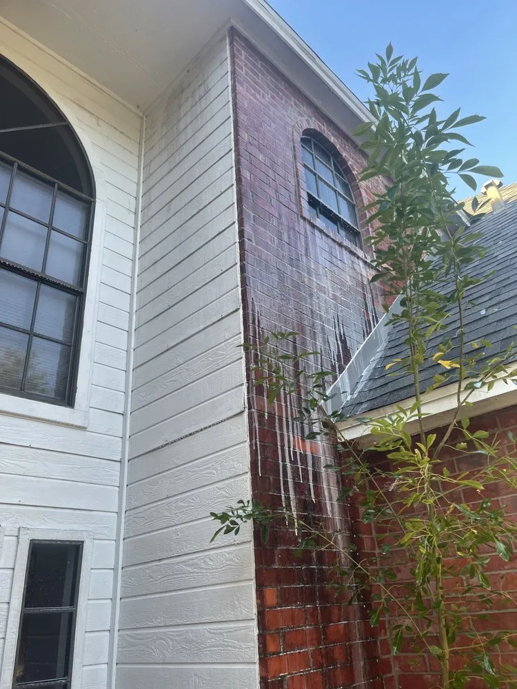 Slide of DLG General Contracting & Restoration