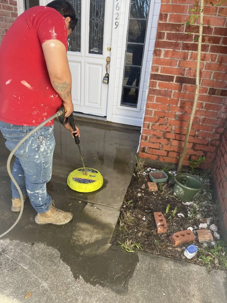 Slide of DLG General Contracting & Restoration