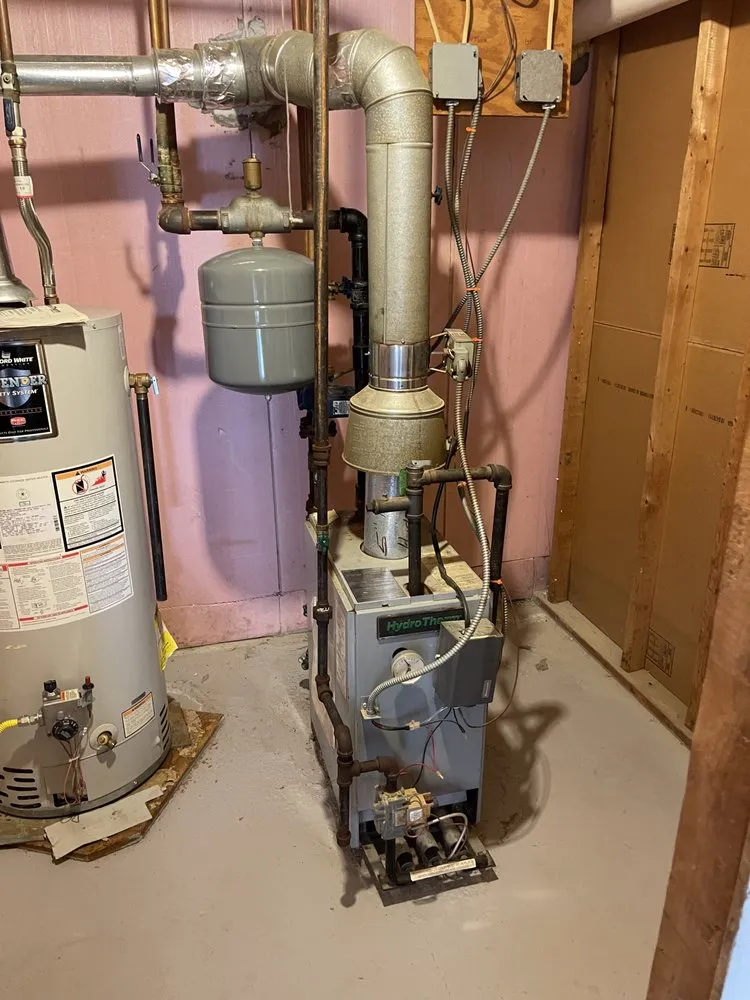 Slide of DM HVAC & Maintenance Services