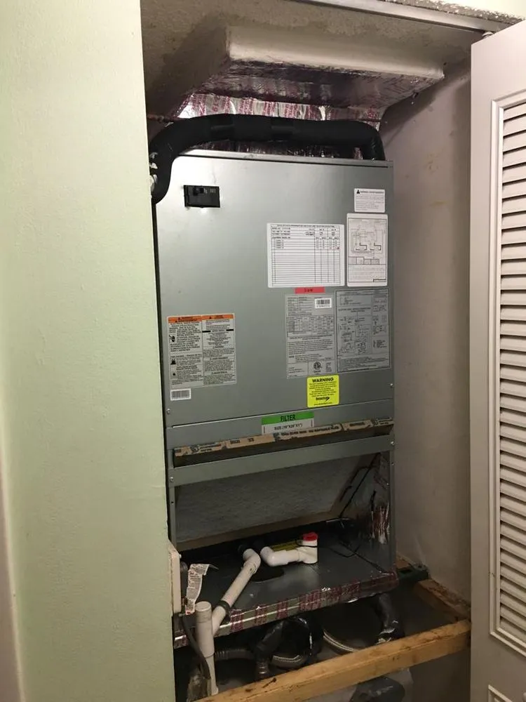 Slide of D'Monte Air