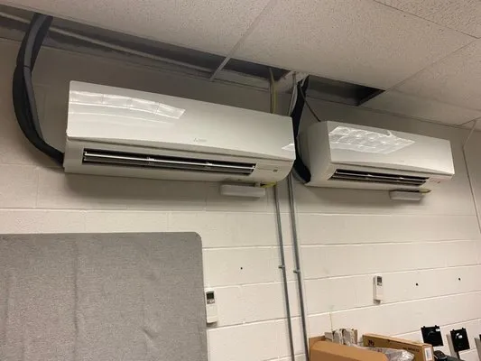 DNR Refrigeration Logo