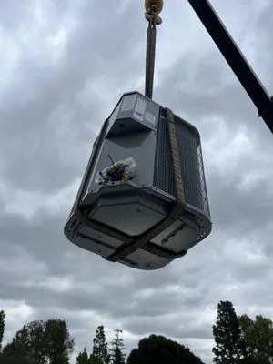 Doctor Air Conditioning Logo