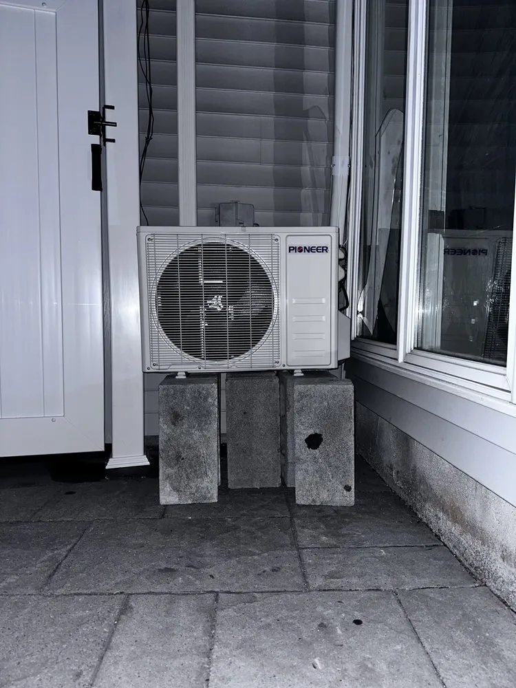 Slide of Doctor Frio