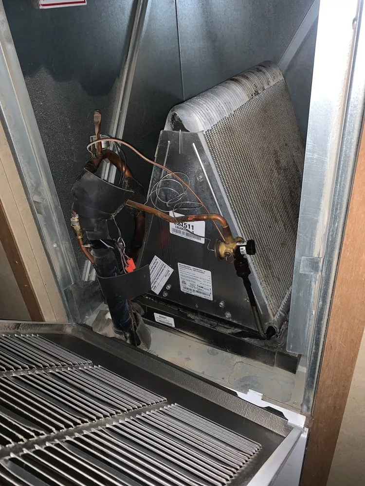 Slide of Doctor Frío A/C and Heating