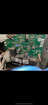 Doctor's Heating Cooling & Refrigeration Logo