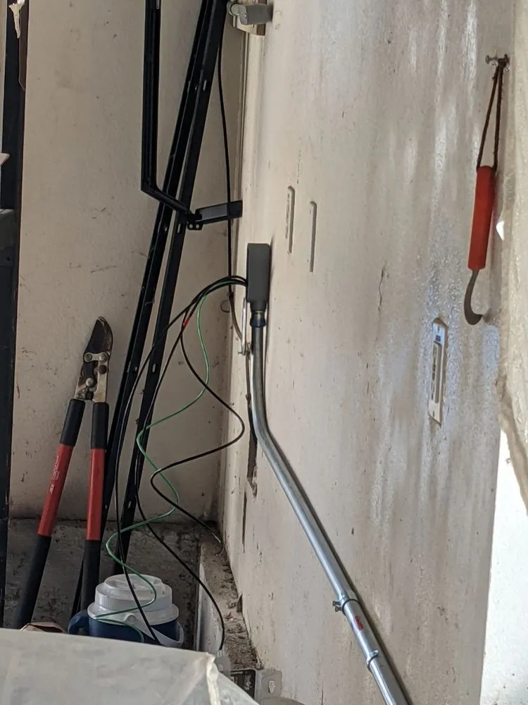 Slide of Dolcini's Heating and Air