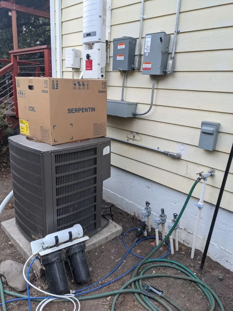 Slide of Dolcini's Heating and Air