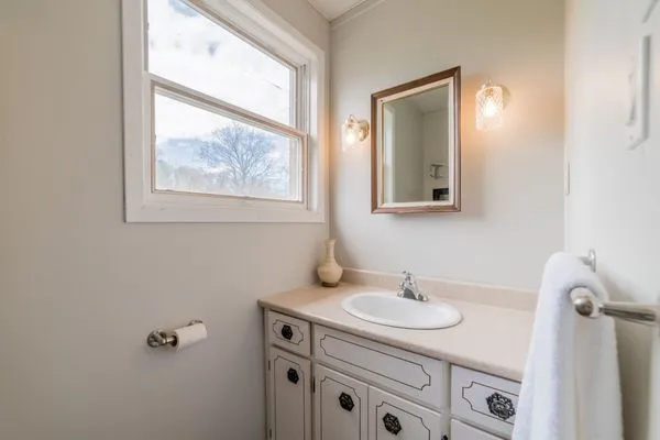 Dominate Plumbing & Drain Logo