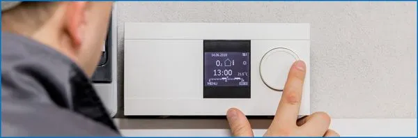 Dominic AC Tech Mechanical Logo