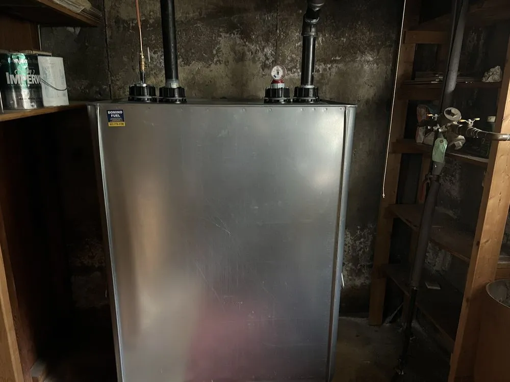 Slide of Domino Fuel