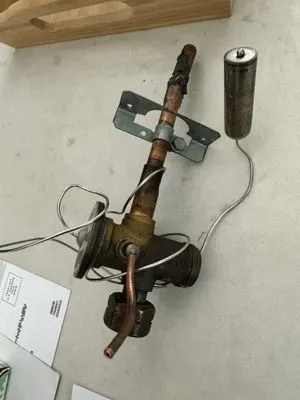 Don Glenn Heating & Air Conditioning Logo