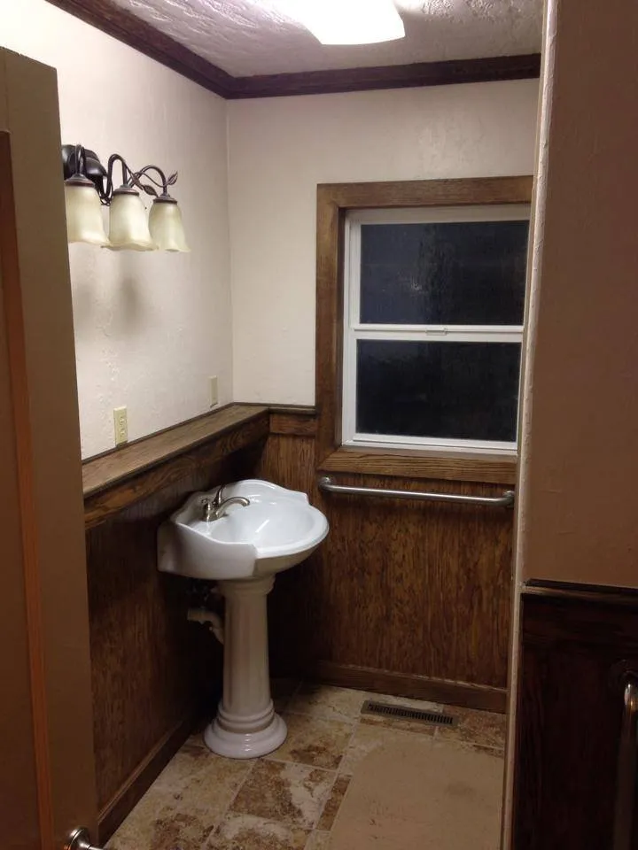 Slide of Doug's Construction and Repair