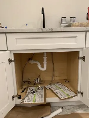 DR Hydronic Engineering Logo