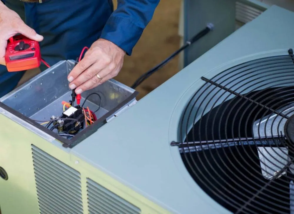 Slide of Dream Service Team