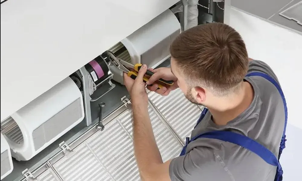 Slide of Dream Service Team