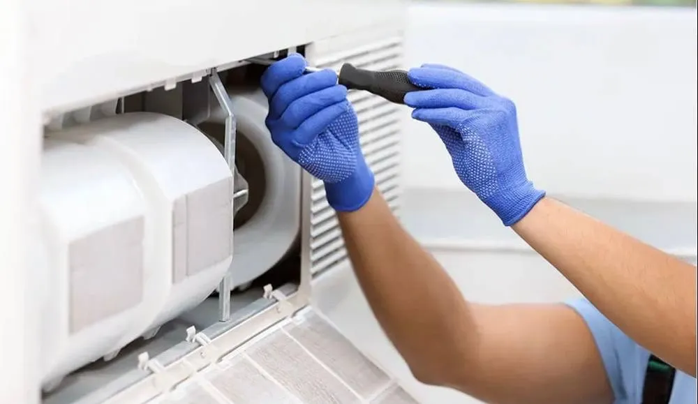 Slide of Dream Service Team