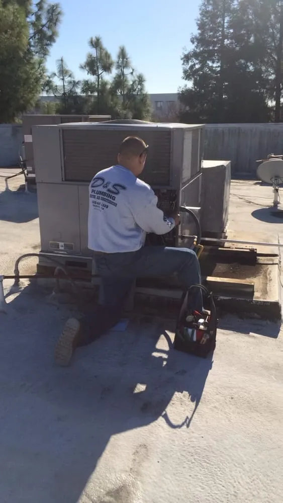 Slide of D&S Mechanical