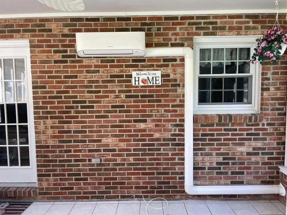 Slide of D&T Heating & Cooling