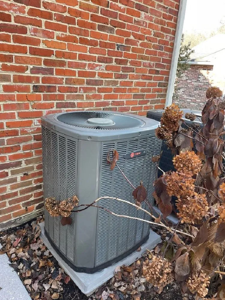 Slide of D&T Heating & Cooling