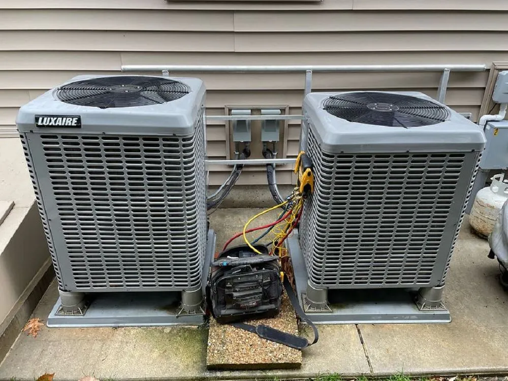 Slide of D&T Heating & Cooling