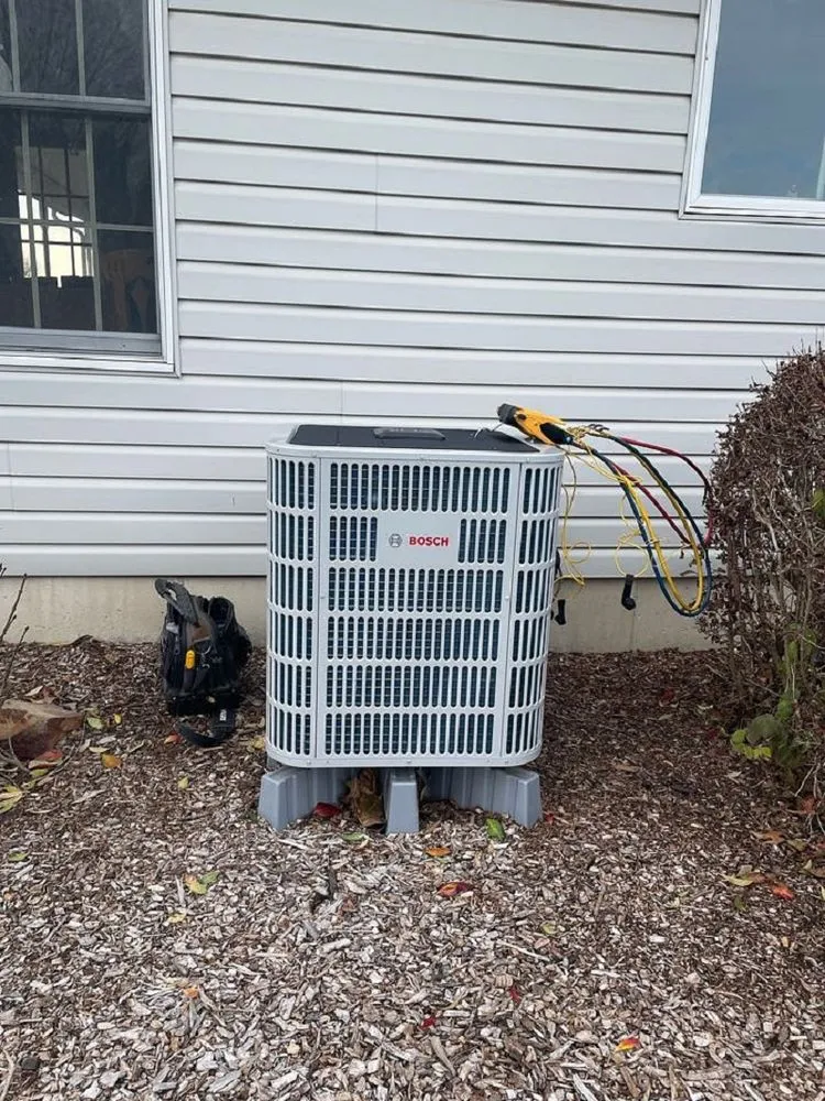 Slide of D&T Heating & Cooling