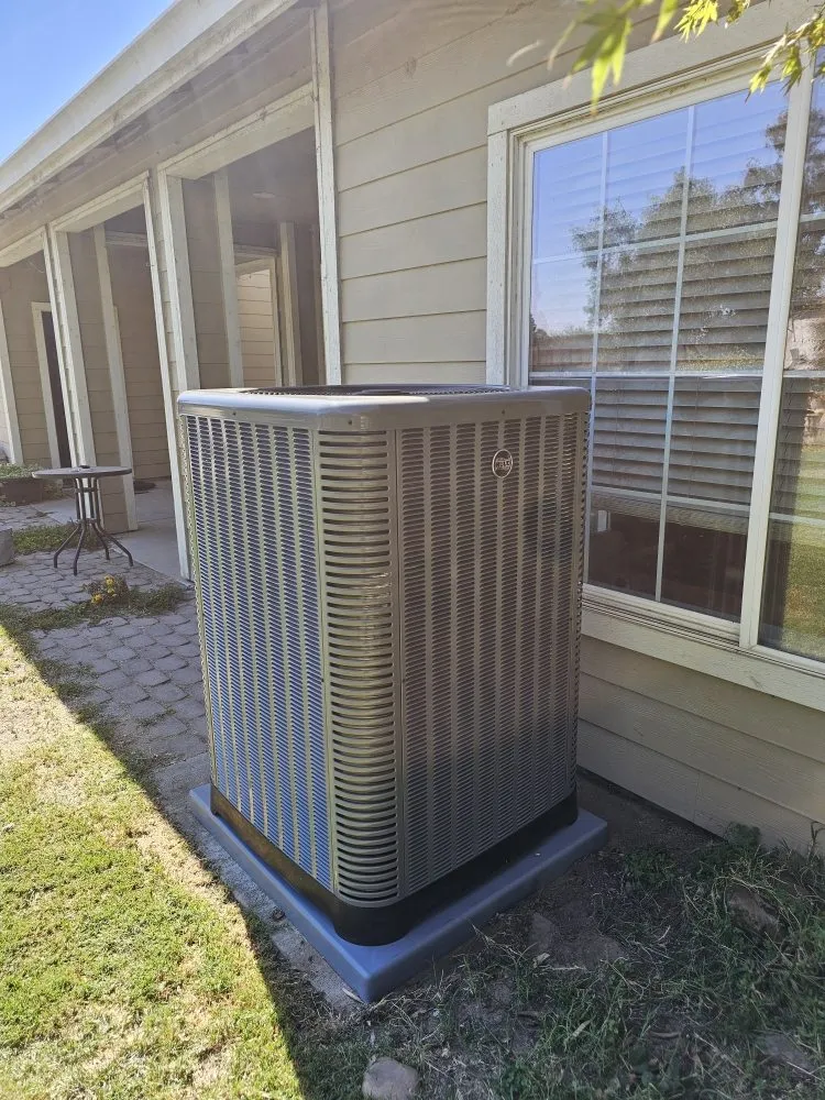 Slide of DT Mechanical Heating & Air