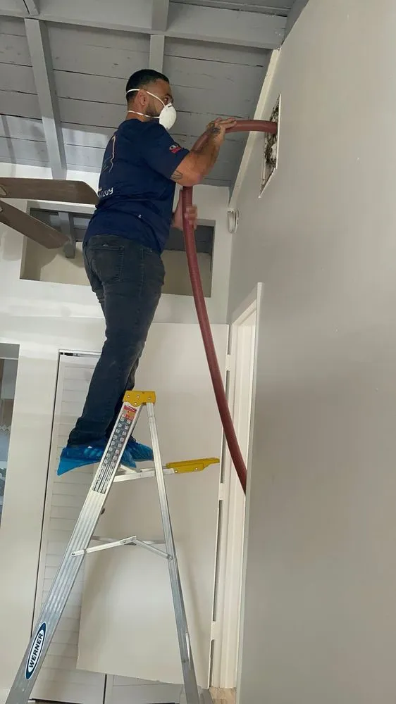 Slide of Duck Duct Air