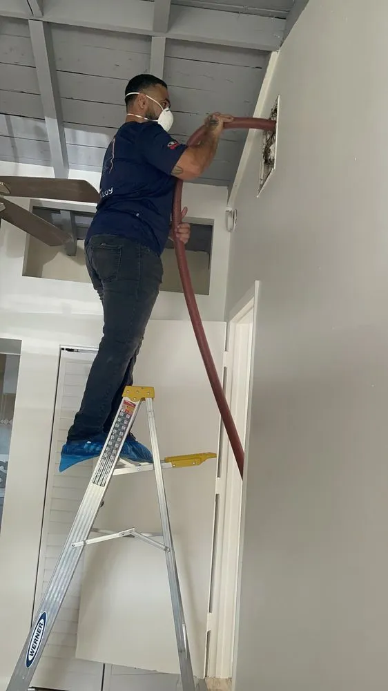 Slide of Duck Duct Air