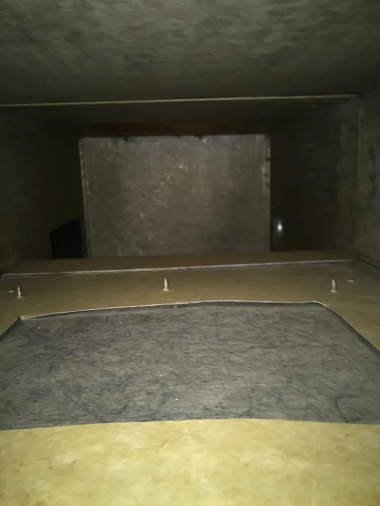 Slide of Duct Dogs Corp