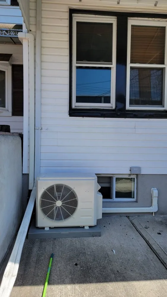 Slide of Ductless AC and Heating Solutions