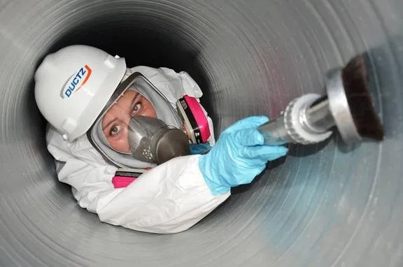 Expert HVAC maintenance in St Petersburg, FL by Ductz of Tampa Bay