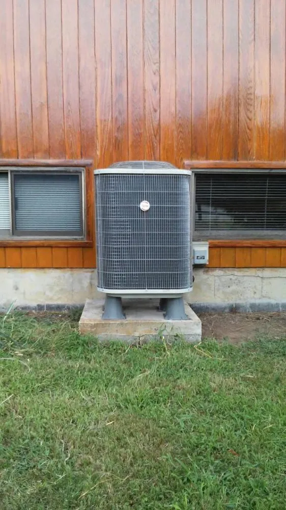 Slide of Dudley's Heating & Air Conditioning