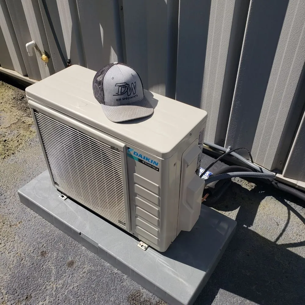 Slide of DW Air Specialists