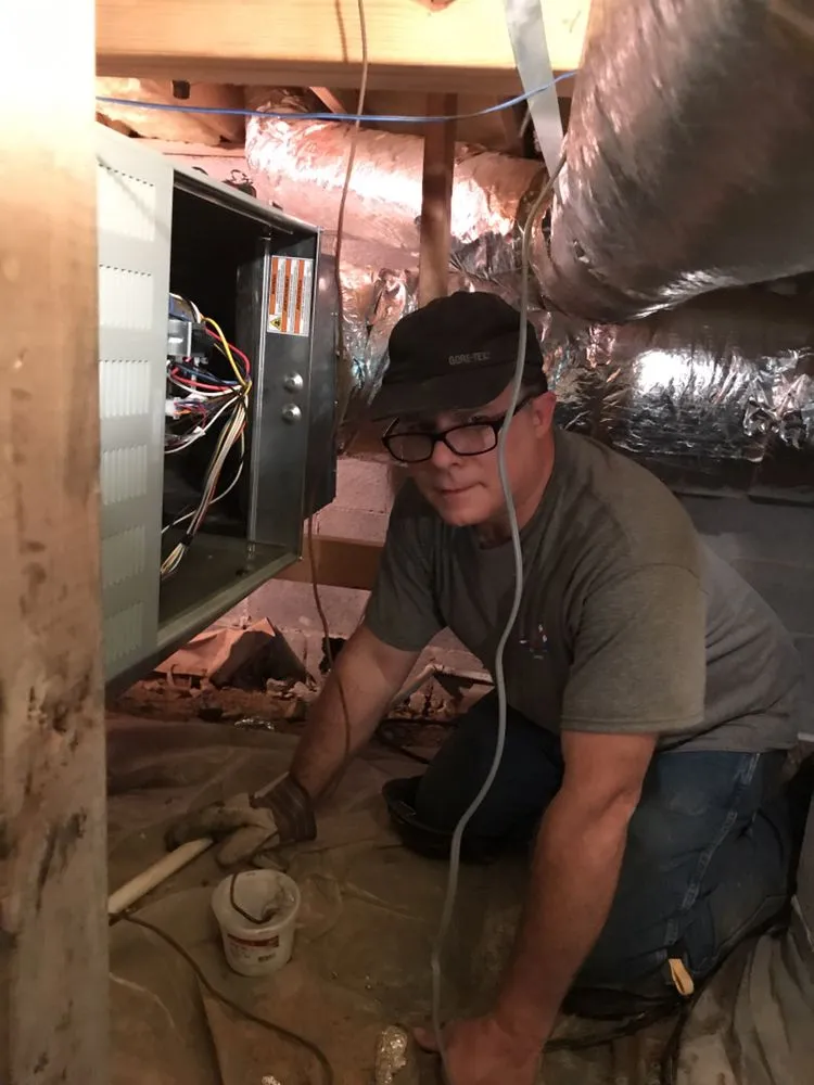 Slide of Dyer Services Unlimited