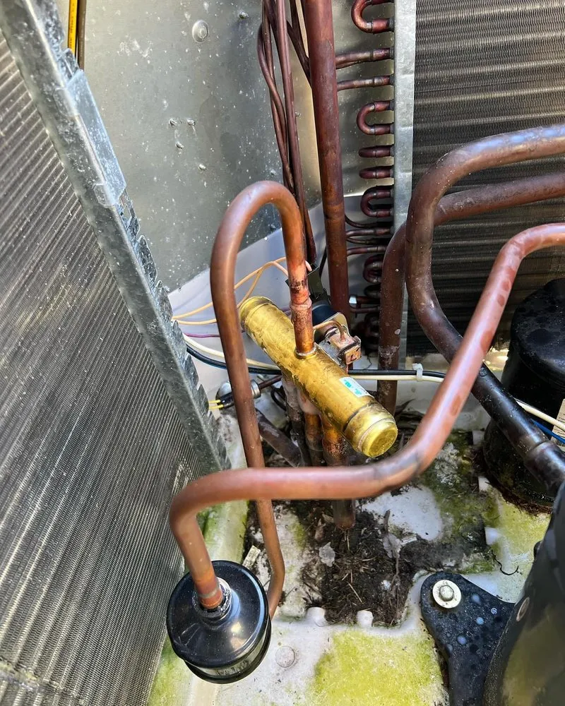 Slide of Dynamic Air Heating & Cooling