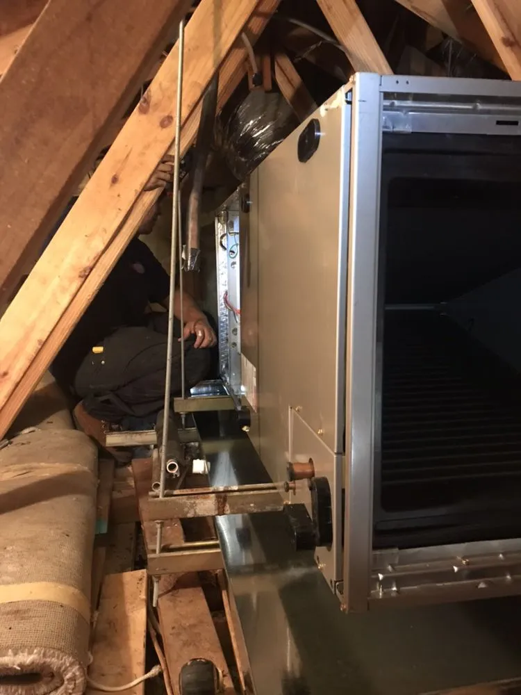 Slide of Dynamic Heating & Air