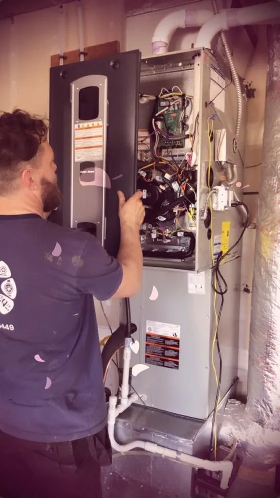 Slide of Dynamic Utility Services