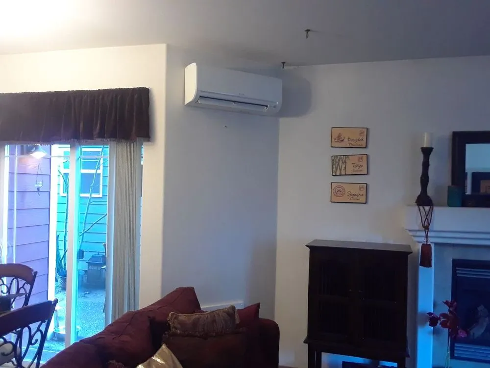 Slide of Dynamic Utility Services