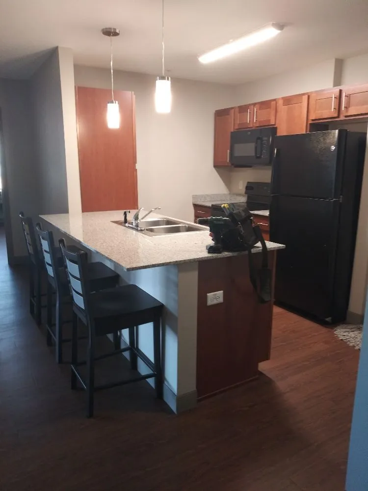 Slide of Dynasty Maintenance Crew