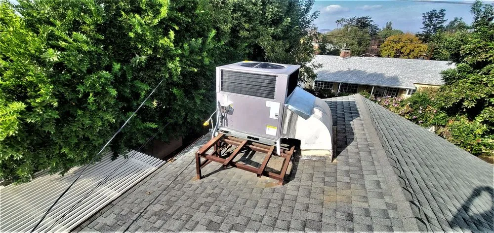 Slide of E & A Mechanical