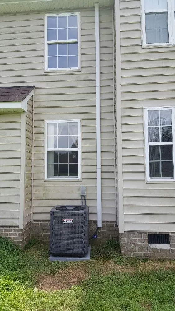 Slide of E & H Mechanical