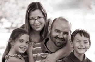 E & S Plumbing and Heating Logo