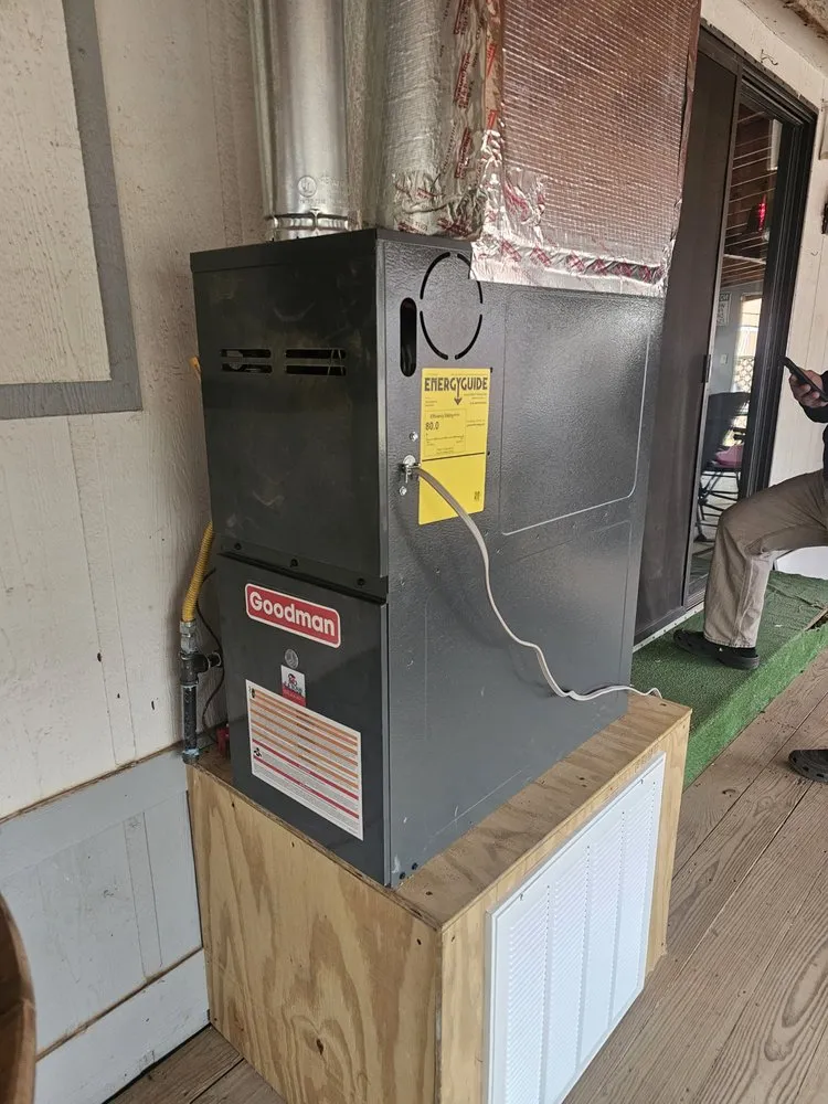 Slide of E & Sons Heating & Cooling