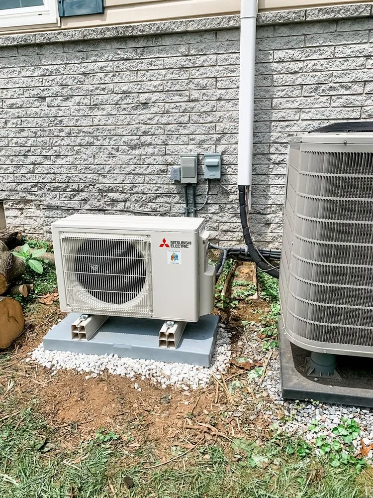 Slide of E&A Mechanical